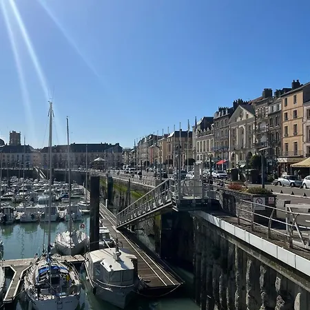Port Plage Et Centre A 2 Minutes 公寓 *